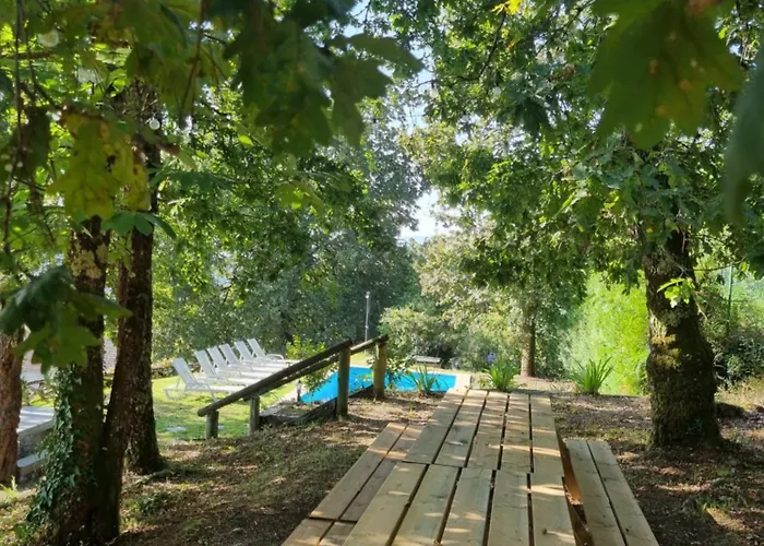 בית נופש A Regueira Salceda de Caselas